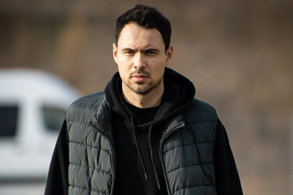 Романпорошин.jpg Романпорошин.jpg