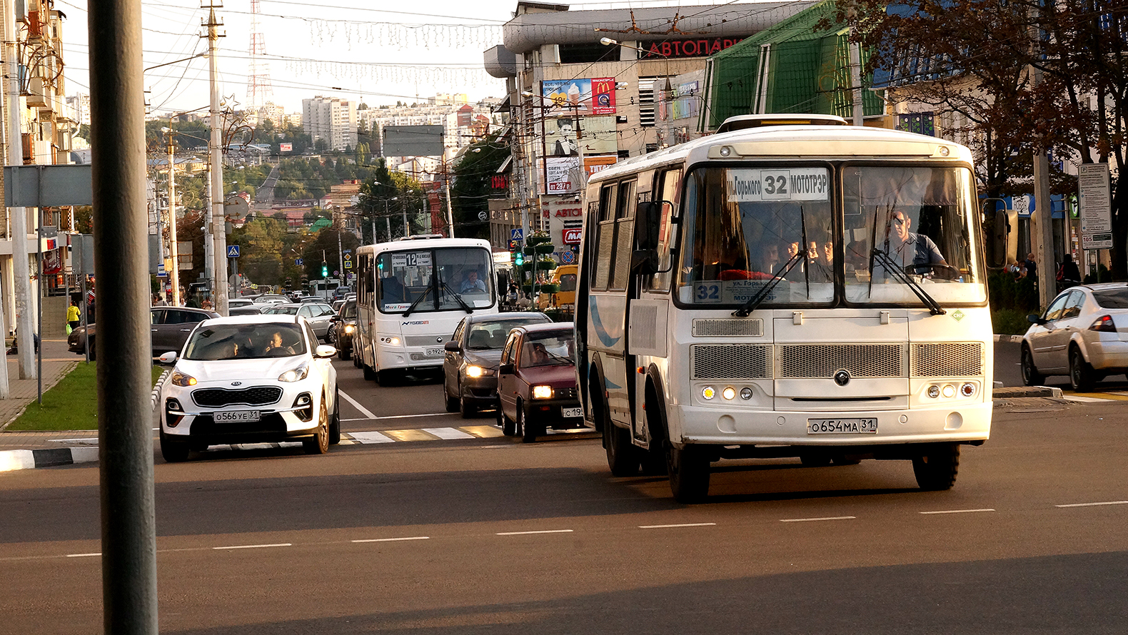
                     Автобус с Крейды в центр Белгорода не соблюдает расписание из-за нехватки водителей 
                