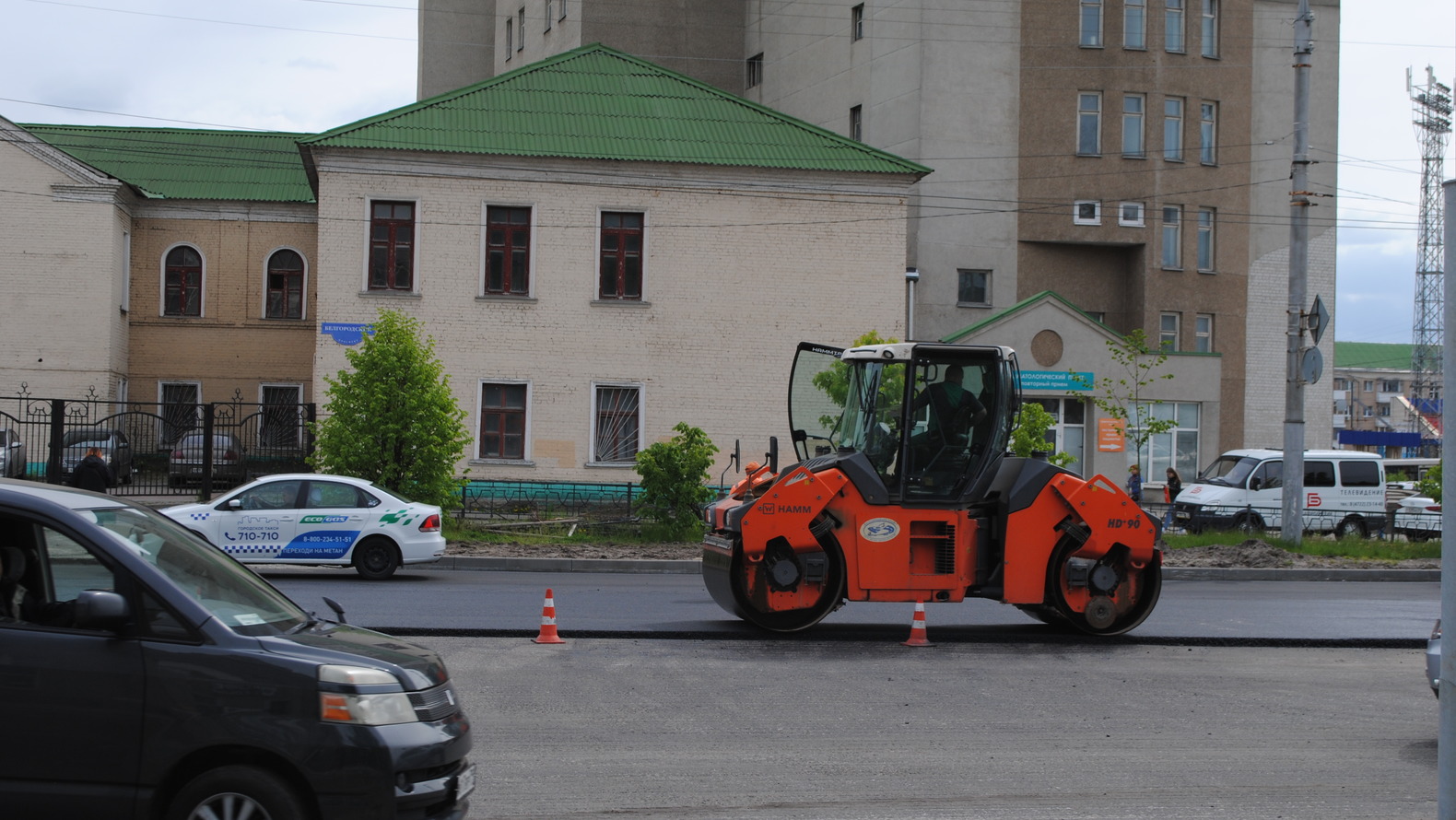 
                     Под Белгородом 4 км дороги отремонтируют за 80 млн рублей 
                