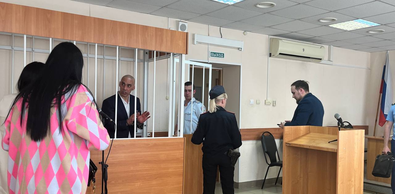 
                     Прокурор запросил 6 лет колонии экс-депутату горсовета Белгорода Сергею Фуглаеву 
                