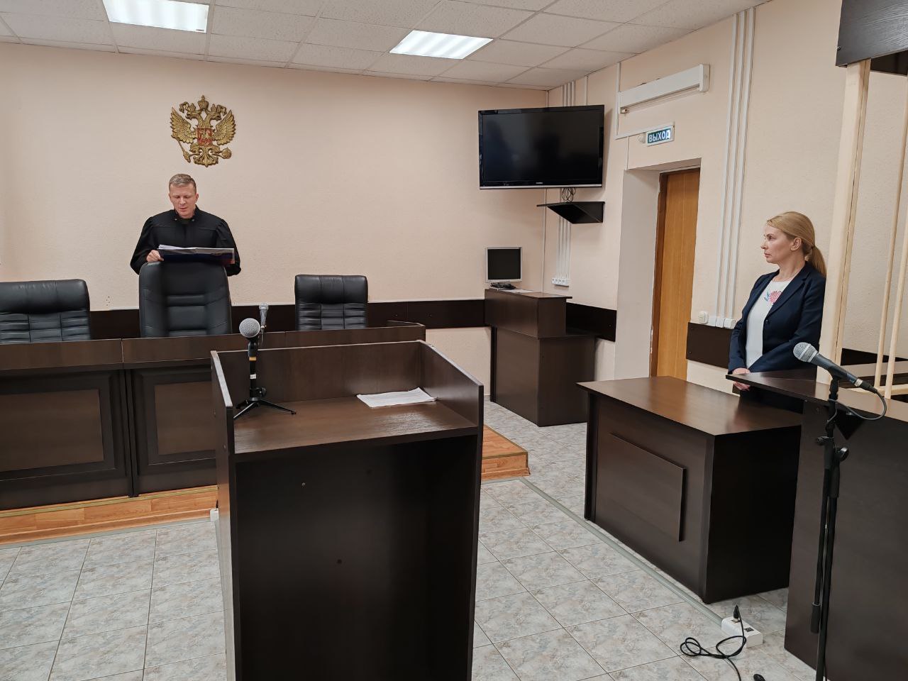 
                     Белгородскую экс-чиновницу отправят в колонию за подарок от коммерсанта в виде квартиры 
                